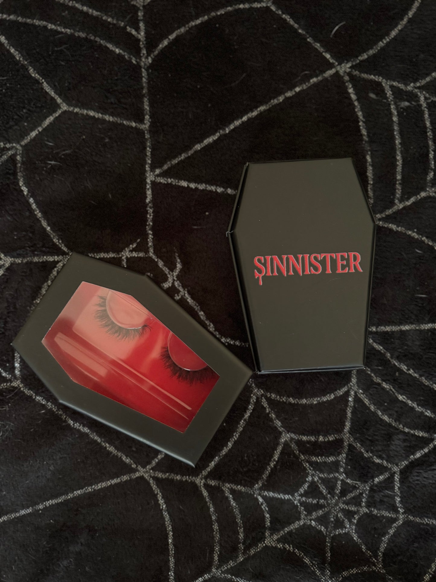 “Bloodline” Lashes