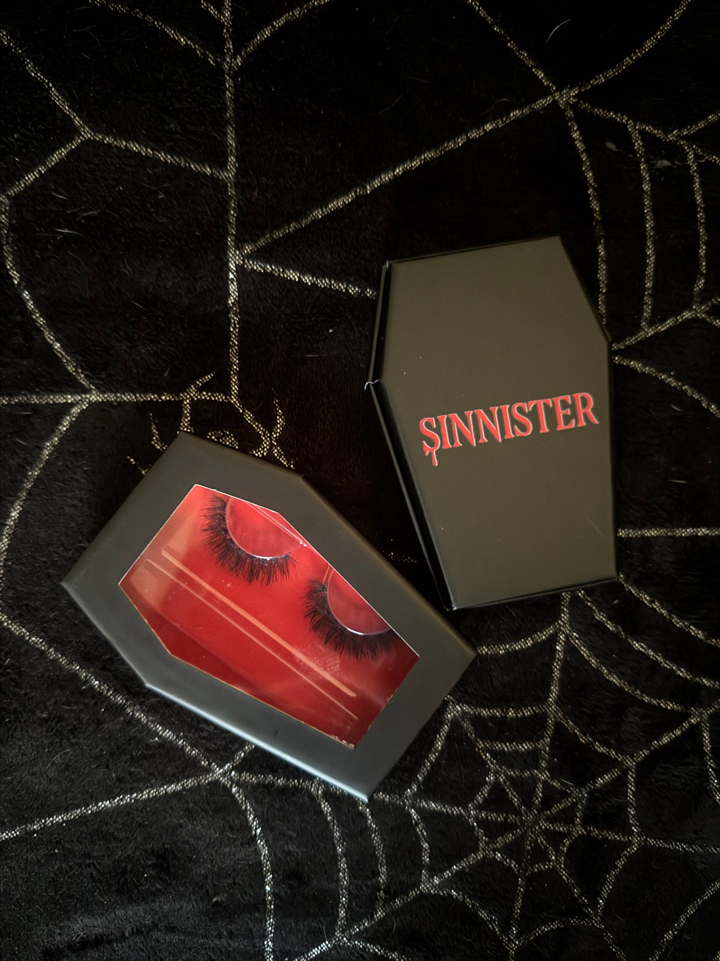 “Widow’s Whisper” Lashes