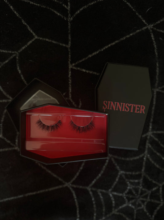 “Venom Kiss” Lashes
